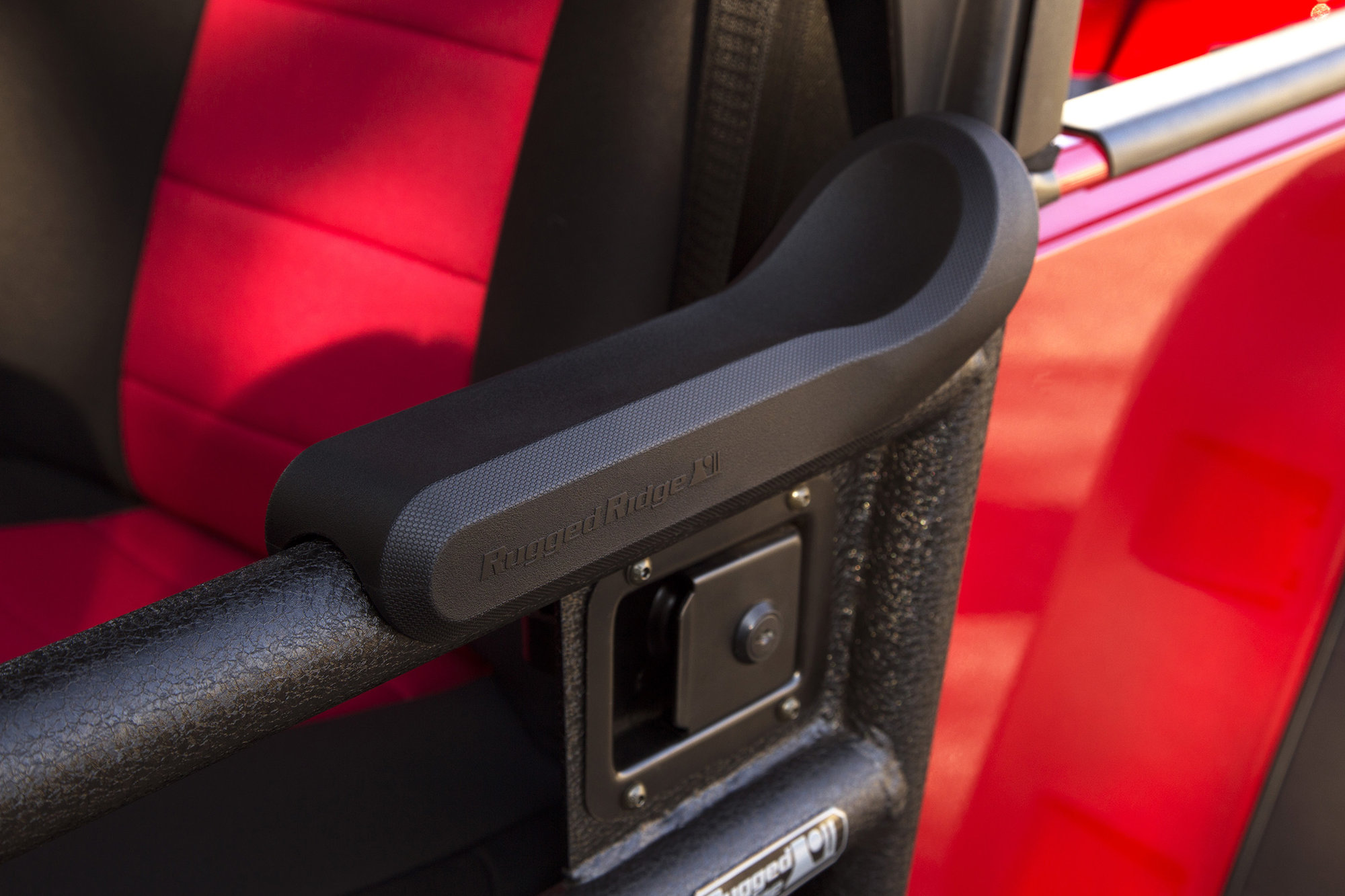 Rugged Ridge 13579 60 Contoured Armrest For Tube Doors