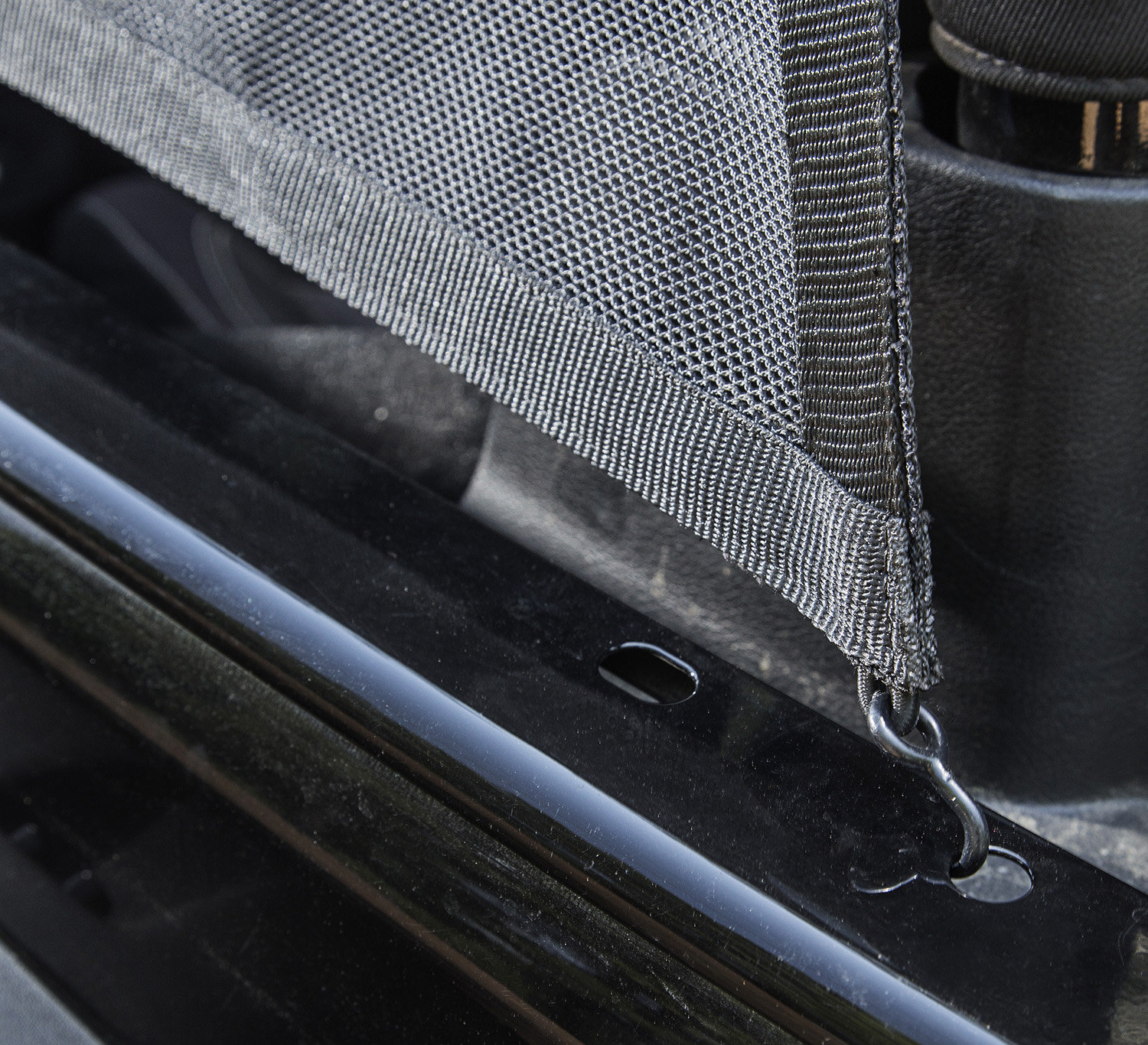 Rugged Ridge 13579.41 Eclipse Cargo Barrier for 0718 Jeep Wrangler JK