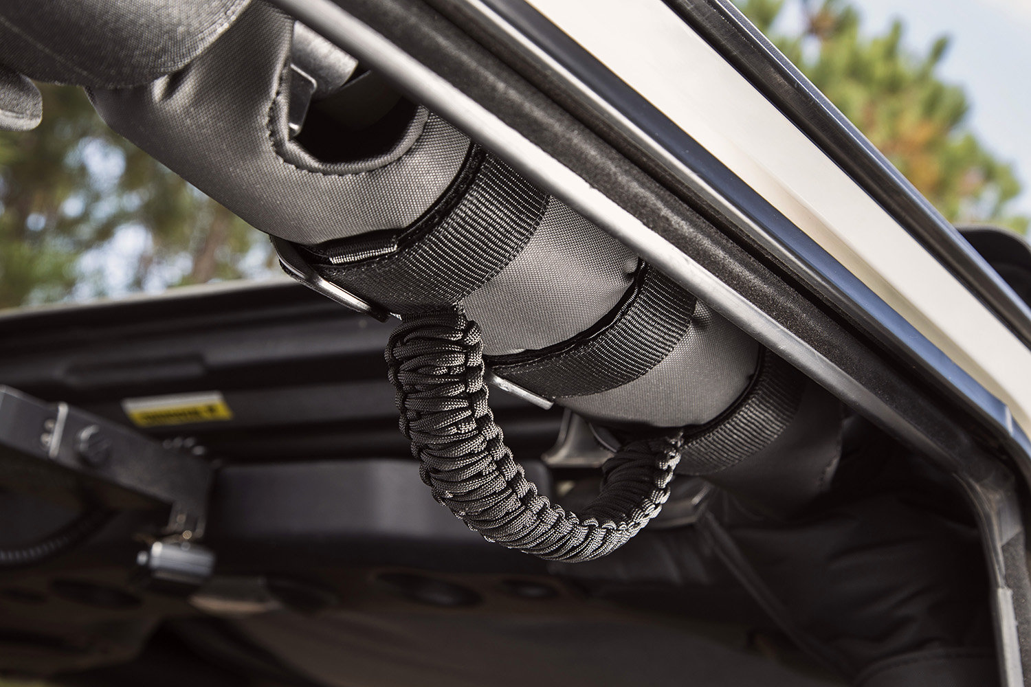 Rugged Ridge Paracord Grab Handles For 97 20 Jeep Wrangler