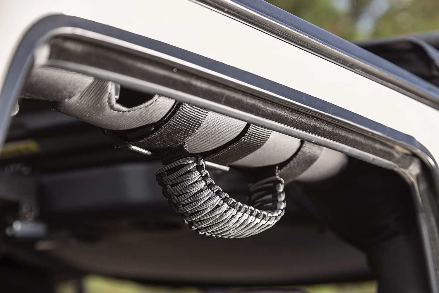 Rugged Ridge Paracord Grab Handles for 9720 Jeep Wrangler & Gladiator JT Quadratec