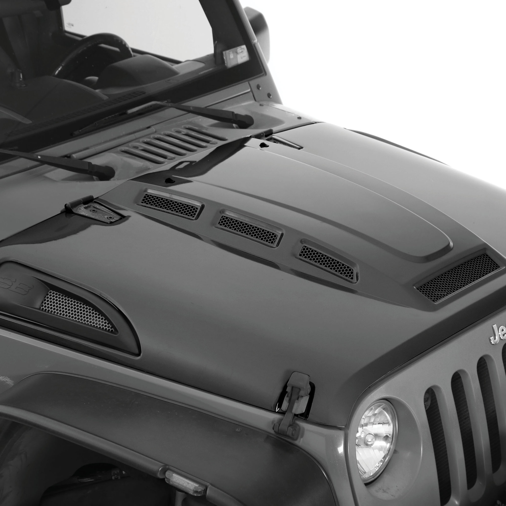 Smittybilt 76500 Mantaray HEMI Vented Hood for 07-18 Jeep Wrangler JK |  Quadratec