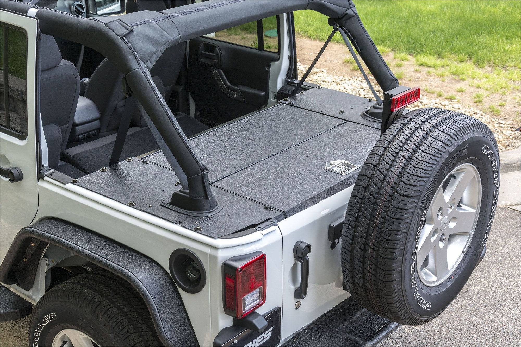 Aries Security Cargo Lid for 07-18 Jeep Wrangler JK Unlimited 4-Door |  Quadratec