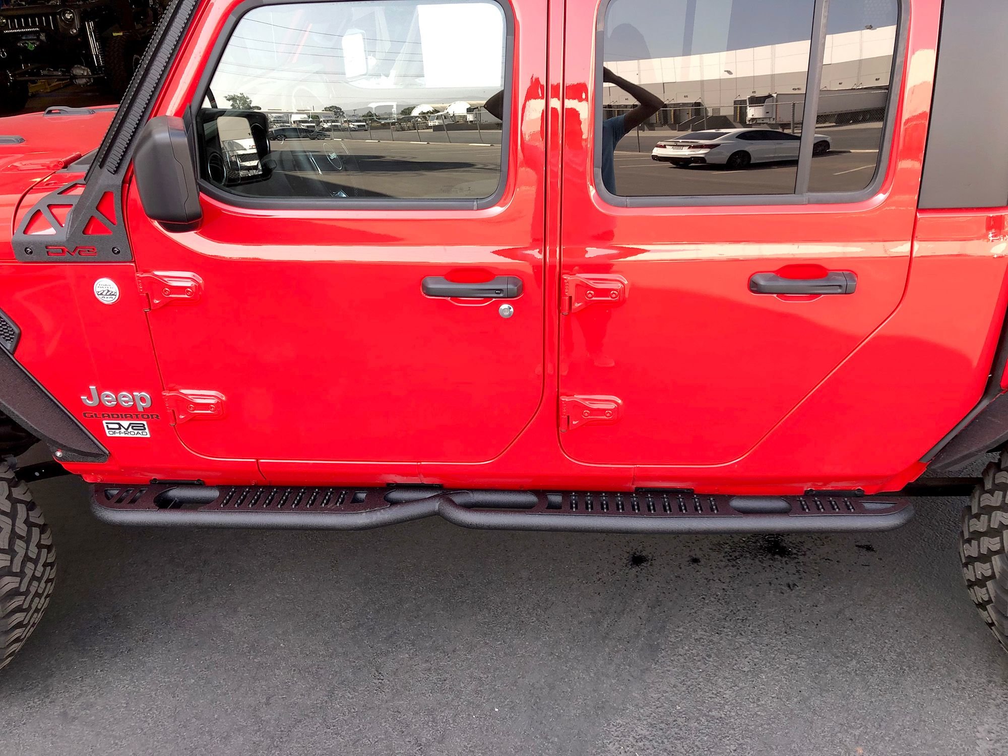 DV8 Offroad SRGL03 Bolton Side Steps for 2020 Jeep Gladiator JT Quadratec