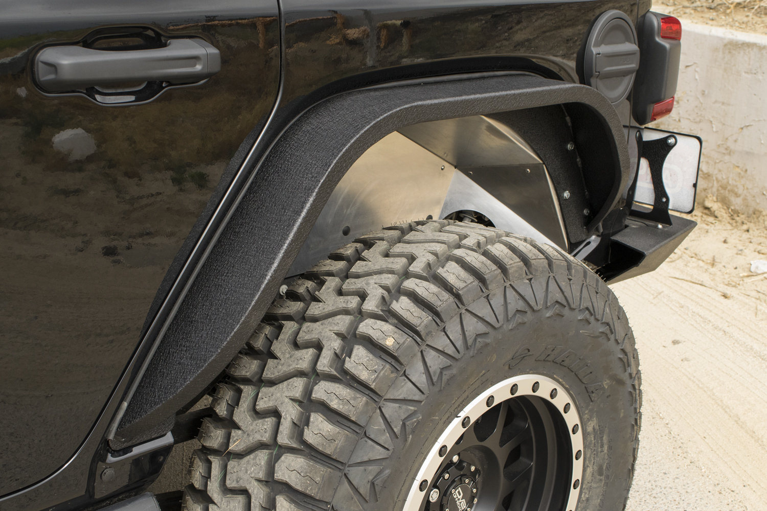 DV8 Offroad FDJL-02 Slim Fenders for 18-22 Jeep Wrangler JL