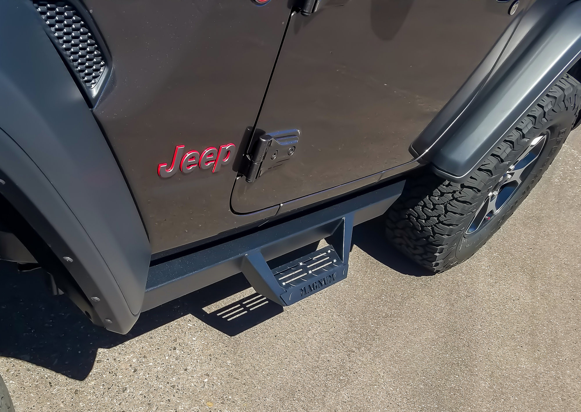 Magnum by Raptor Series RTS47JP RT Steps for 18-20 Jeep Wrangler JL 2-Door  | Quadratec