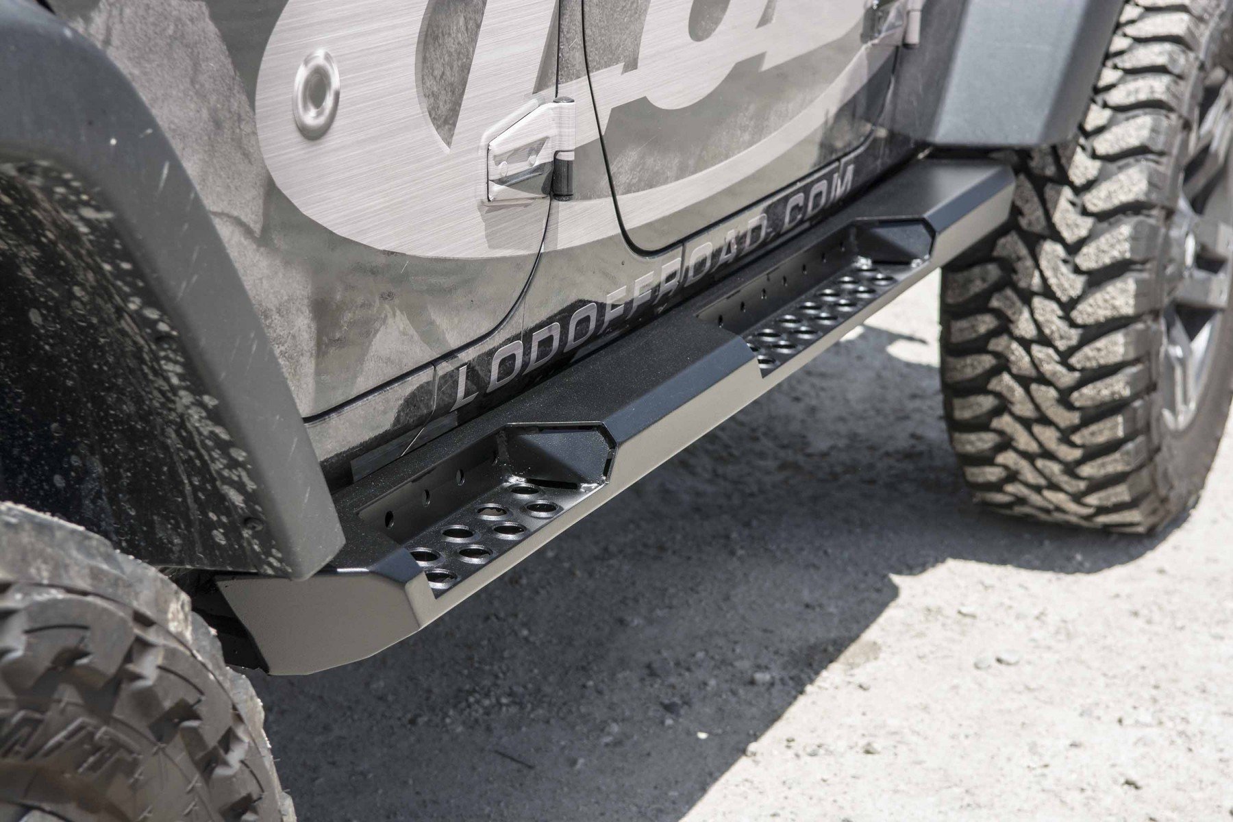 LoD Destroyer Series Rock Sliders for 07-18 Jeep Wrangler JK Unlimited  4-Door | Quadratec