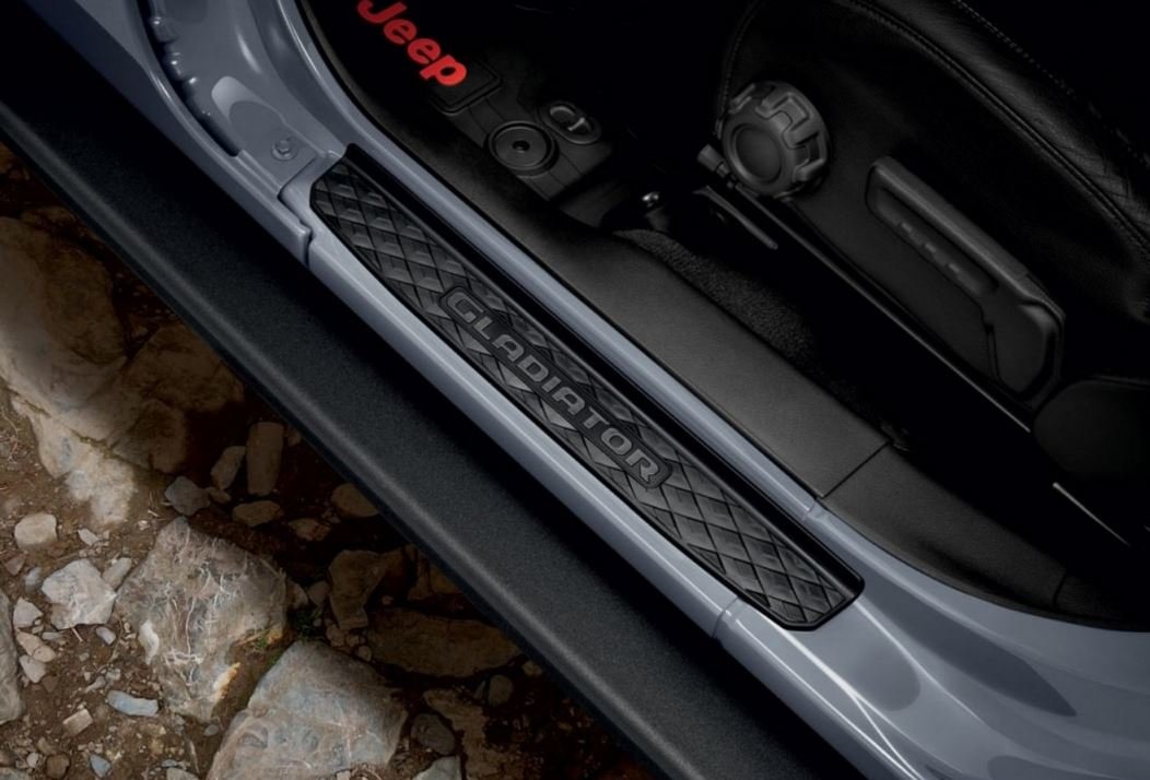2020 jeep grand cherokee on sale door sill protectors