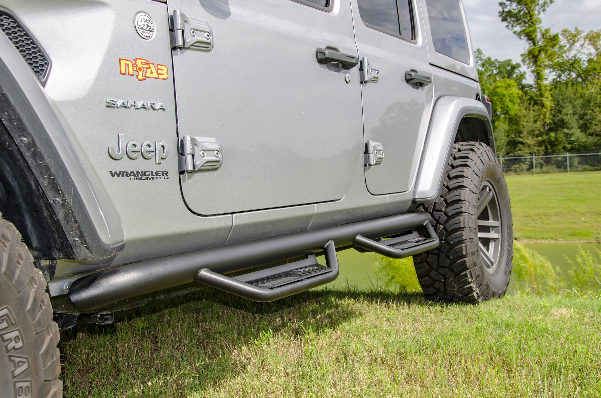 N-FAB Podium Nerf Steps for 18-21 Jeep Wrangler JL Unlimited | Quadratec