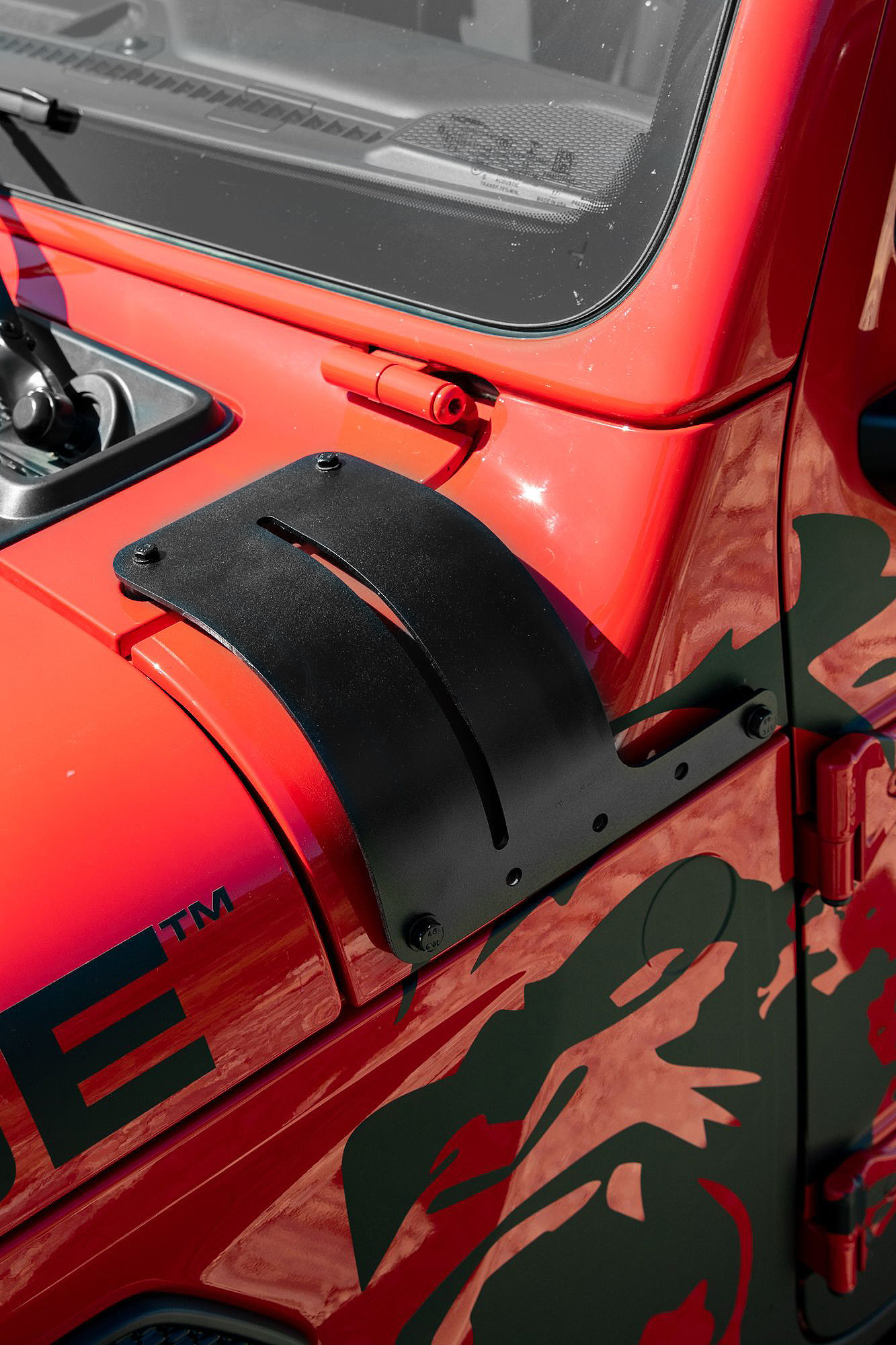 Rampage Products 7690 Adjustable Cowl Cover Amp Light Mount