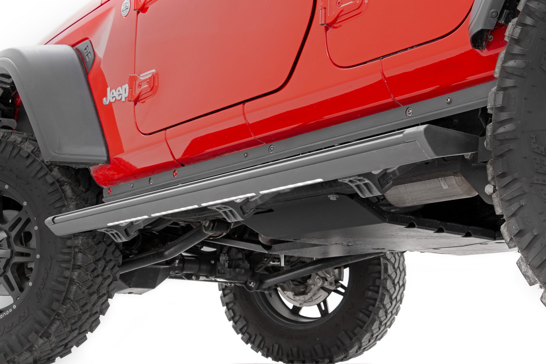 Rough Country PSB41820 RETRACT Electric Running Board Steps for 18-22 Jeep  Wrangler JL Unlimited | Quadratec