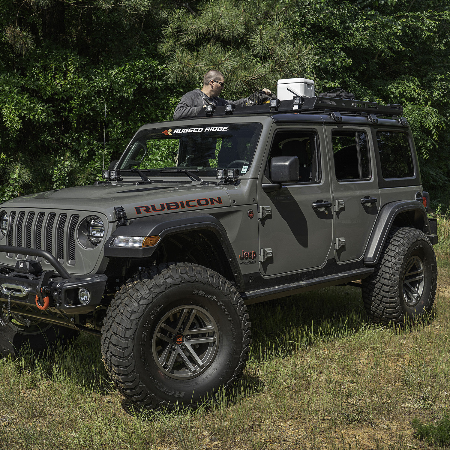 Rugged Ridge  Roof Rack with Basket for 18-20 Jeep Wrangler JL  Unlimited | Quadratec