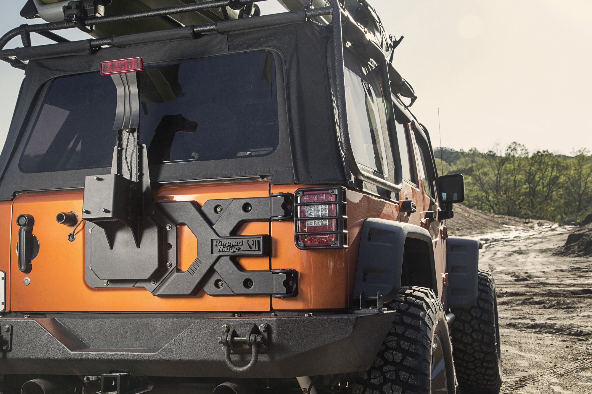Rugged Ridge 11546.50 Spartacus HD Tire Carrier for 07-18 Jeep Wrangler ...