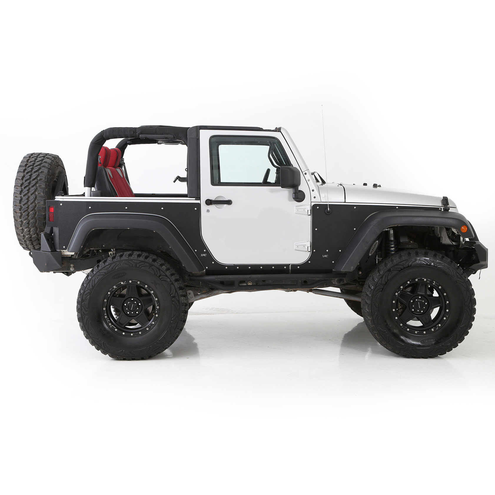 Smittybilt 76981 XRC Gen2 Rear Body Armor Skins for 07-18 Jeep Wrangler 2  Door | Quadratec