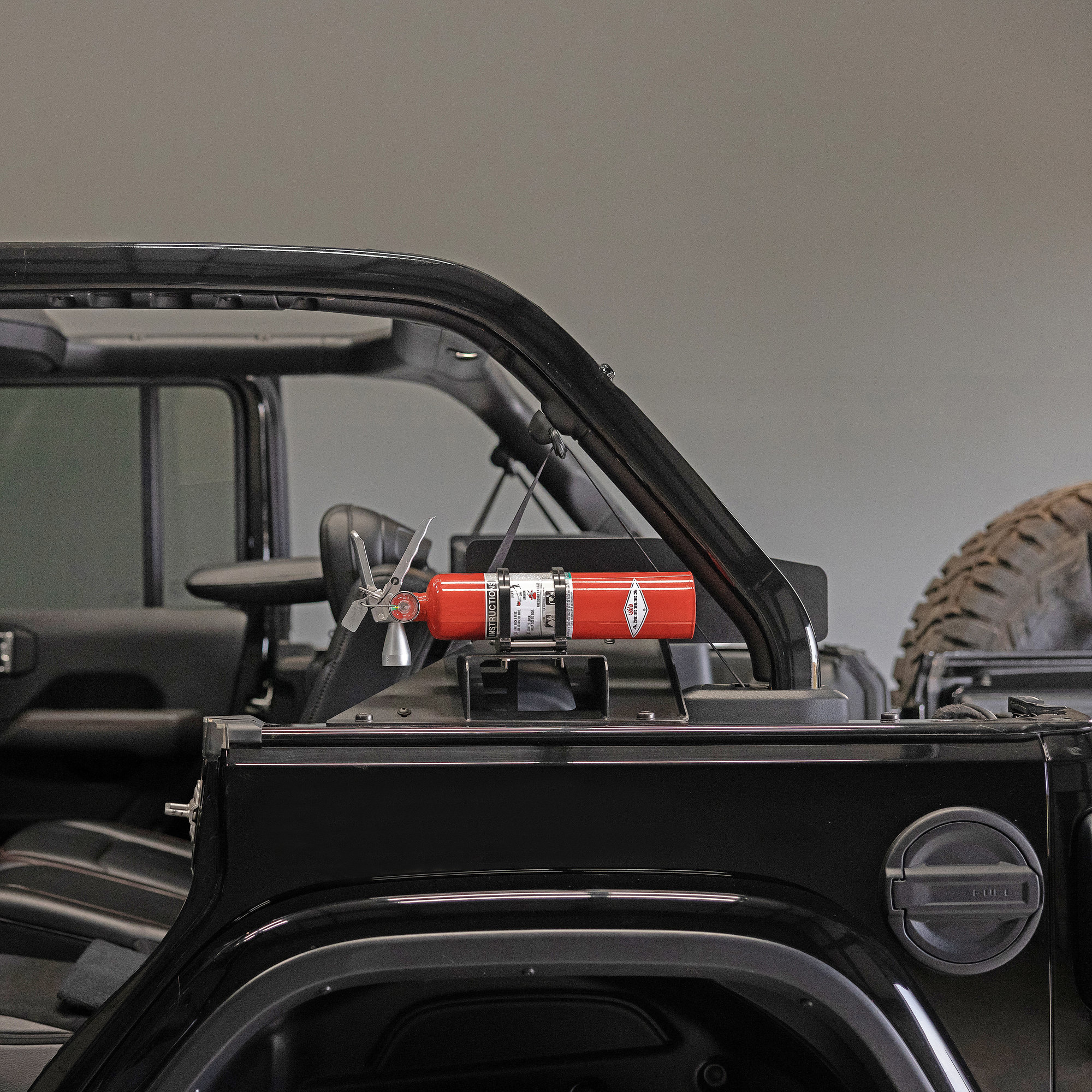 XG Cargo XG326 Platform A Tray and Mount for 0722 Jeep Wrangler JK