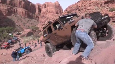 Embedded thumbnail for Pritchett Canyon Trail Run - Easter Jeep Safari