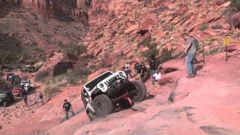 Embedded thumbnail for Chewy Hill on the Pritchett Canyon Trail in a 2 Door Jeep Wrangler
