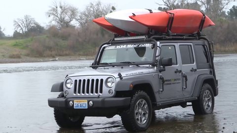 Embedded thumbnail for Congo Pro Roof Rack System for Jeep Wrangler JK and JKU